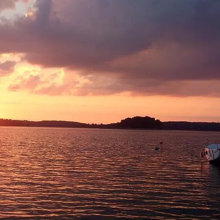 Mazury Sport Club بيت خشبي *