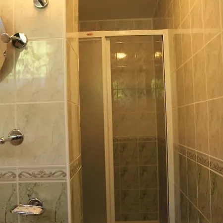 بيت خشبي Mazury Sport Club مورونغ